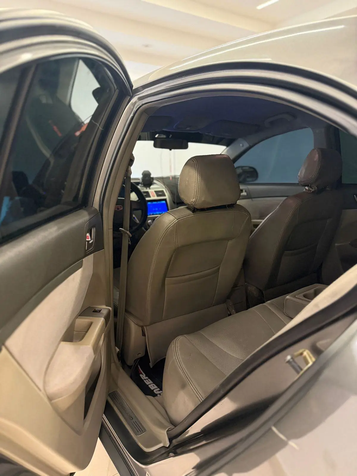 جيلي امجراند 2014